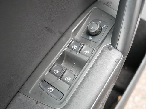 Certified 2024 Volkswagen Tiguan S w/ MDO Package, Three-Row image 15