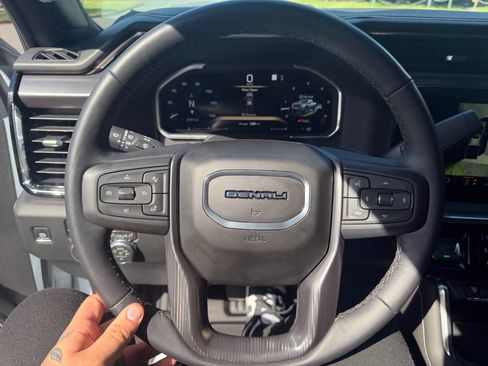 Used 2026 GMC Sierra 3500 Denali Ultimate AWD/4WD image 20