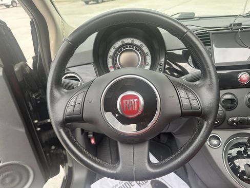 Used 2013 FIAT 500 Lounge image 23