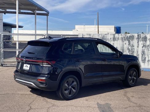 New 2026 Volkswagen Taos S image 5