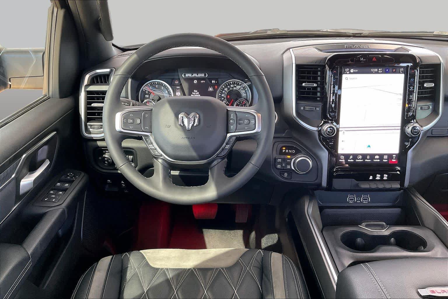 Used 2025 RAM 1500 Big Horn AWD/4WD image 6
