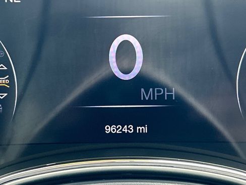 Used 2018 Jeep Grand Cherokee Summit AWD/4WD image 19