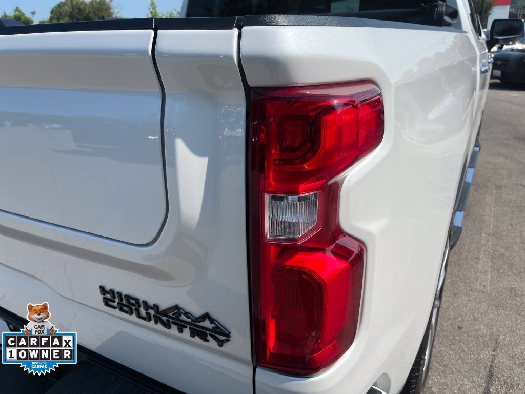 Used 2022 Chevrolet Silverado 1500 High Country AWD/4WD image 45