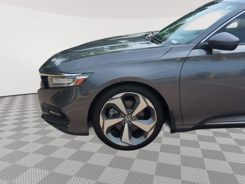 Used 2020 Honda Accord Touring image 10