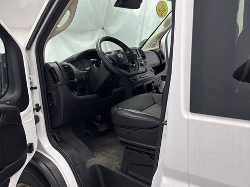 Used 2023 RAM ProMaster 2500 FWD image 11
