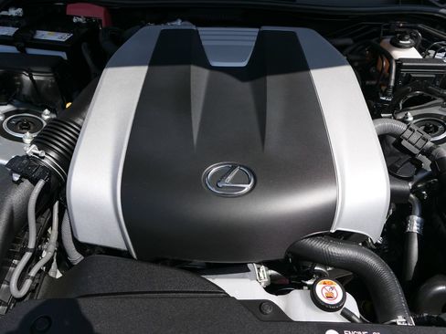 Used 2025 Lexus IS 350 F Sport RWD image 31
