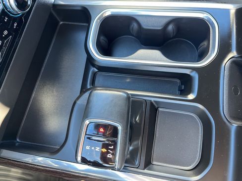 Used 2023 GMC Sierra 1500 Elevation image 25