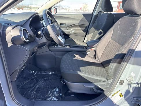 Used 2024 Nissan Kicks SV FWD image 24