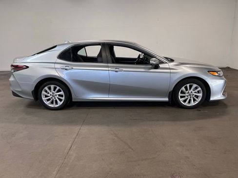 Used 2023 Toyota Camry LE image 2