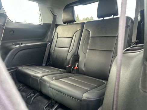 Used 2022 GMC Acadia SLT w/ Trailering Package image 15