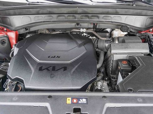 Certified 2023 Kia Telluride EX w/ EX Captain's Chair Package FWD image 26