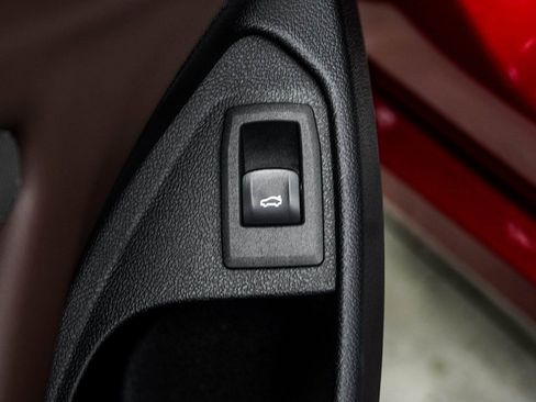 Used 2025 BMW M440i Convertible w/ Premium Package image 37