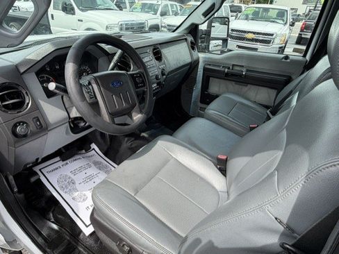 Used 2015 Ford F250 XL w/ Power Equipment Group AWD/4WD image 10