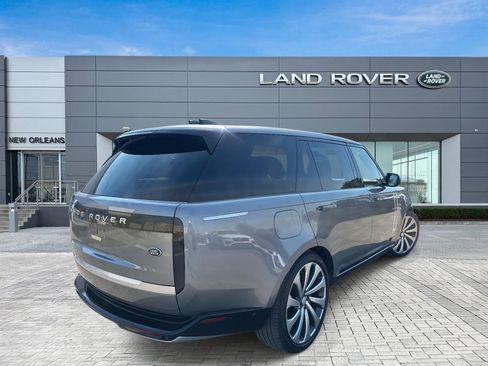 Used 2023 Land Rover Range Rover Long Wheelbase Autobiography AWD/4WD image 6