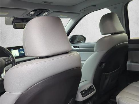 Used 2021 Hyundai Palisade SEL w/ Premium Package image 16