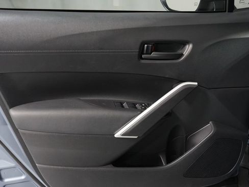 Certified 2024 Toyota Corolla Cross LE image 29