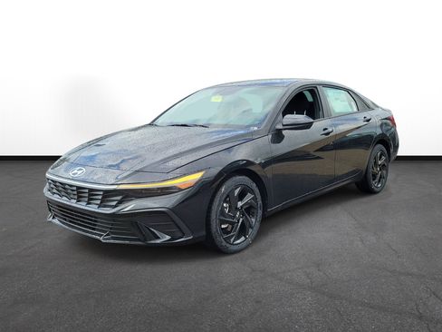 New 2026 Hyundai Elantra Sport FWD image 2
