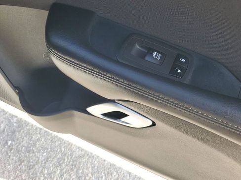 Used 2022 Dodge Challenger GT image 45