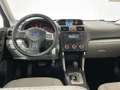 Used 2015 Subaru Forester 2.5i Premium w/ All-Weather Package image 9