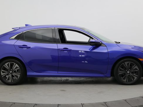 Used 2019 Honda Civic EX image 8