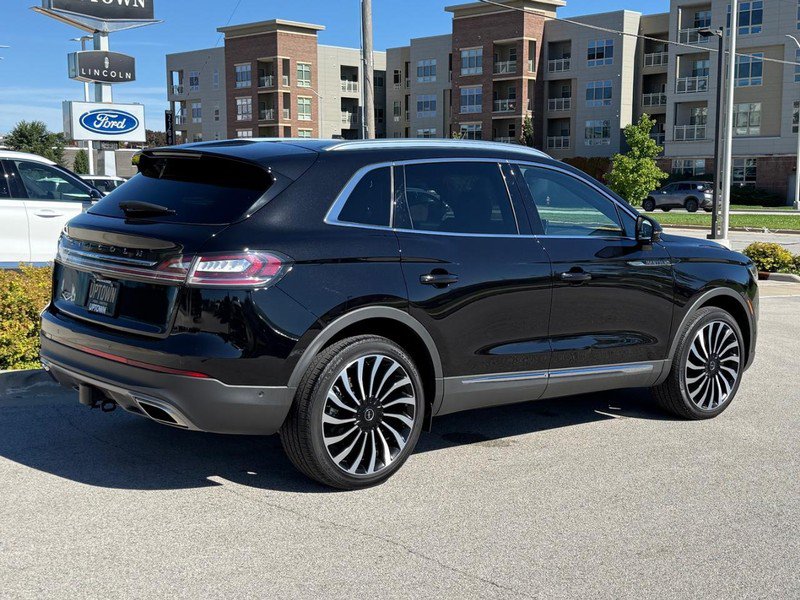 Certified 2023 Lincoln Nautilus Black Label w/ Class II Trailer Tow Package AWD/4WD image 3