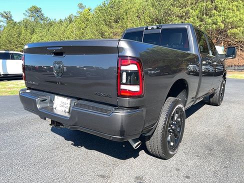 Used 2024 RAM 2500 Laramie w/ Night Edition image 5