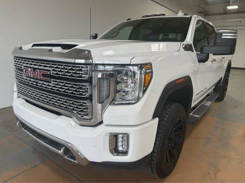 Used 2022 GMC Sierra 2500 Denali AWD/4WD image 1