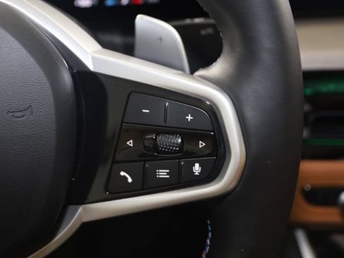 Used 2025 BMW M340i xDrive w/ Premium Package image 40