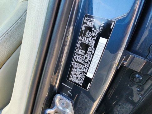 Used 2018 Volvo XC90 T5 Momentum w/ Convenience Package image 22