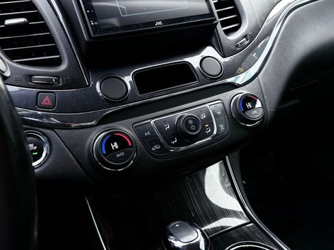 Used 2016 Chevrolet Impala LTZ image 31