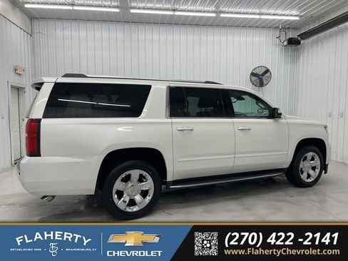Used 2016 Chevrolet Suburban LTZ image 2