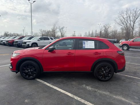 Used 2024 Honda HR-V Sport image 3