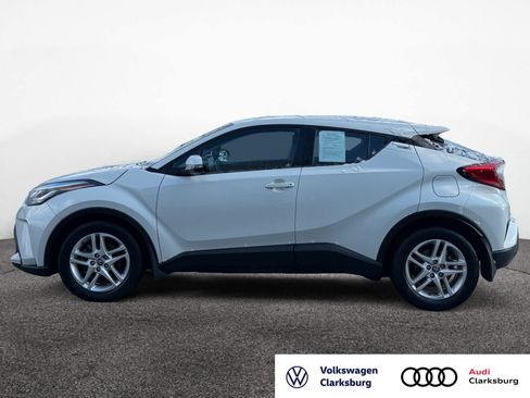 Used 2021 Toyota C-HR LE image 2
