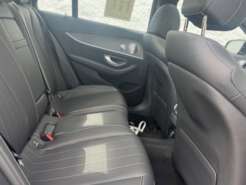 Used 2021 Mercedes-Benz E 450 4MATIC Sedan image 9