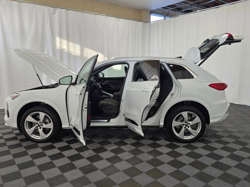 Used 2025 Audi Q5 Premium Plus image 12