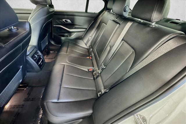 Used 2023 BMW 330i Sedan w/ Convenience Package RWD image 23