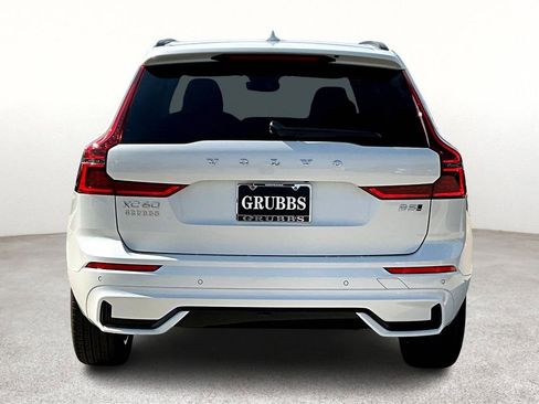 New 2026 Volvo XC60 B5 Core w/ Climate Package image 6