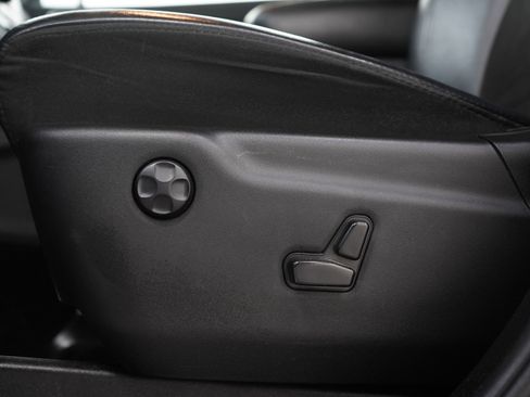 Used 2019 Jeep Grand Cherokee Altitude image 27