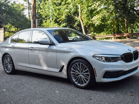 Used 2020 BMW 530i w/ Convenience Package image 12