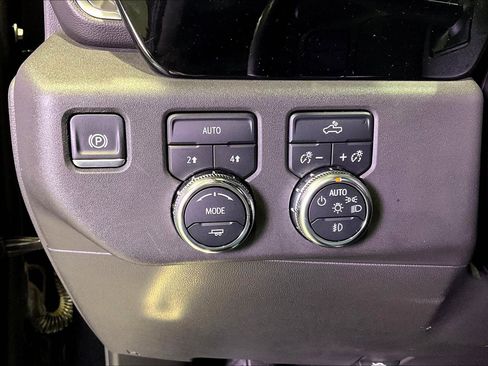 Used 2024 GMC Sierra 1500 Elevation AWD/4WD image 17