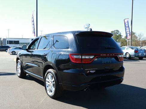 Certified 2023 Dodge Durango GT image 8