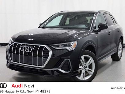 Used 2024 Audi Q3 2.0T Premium w/ Convenience Package