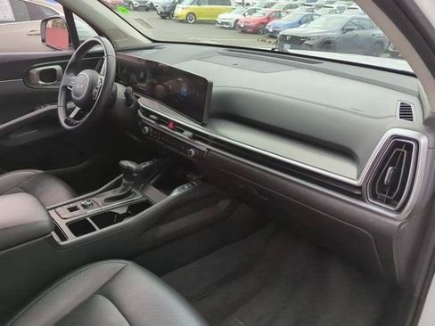 Used 2024 Kia Sorento S FWD image 74