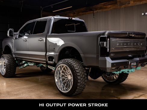 Used 2023 Ford F250 Platinum image 6