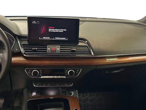 Used 2023 Audi Q5 2.0T Premium Plus w/ Convenience Package AWD/4WD image 18