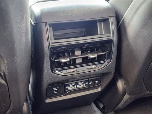 Used 2023 Jeep Grand Cherokee 4WD 4xe image 31