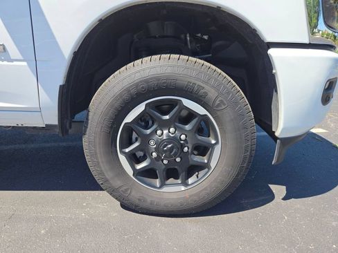 Used 2025 RAM 2500 Lone Star AWD/4WD image 28