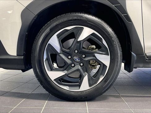 Used 2024 Subaru Crosstrek 2.5i Limited AWD/4WD image 7