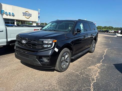 New 2027 Ford Expedition Max Active RWD image 1