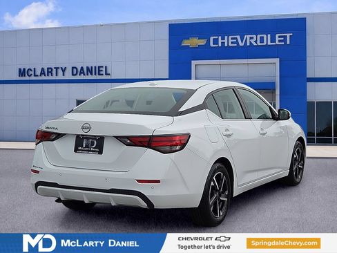 Used 2025 Nissan Sentra SV FWD image 5